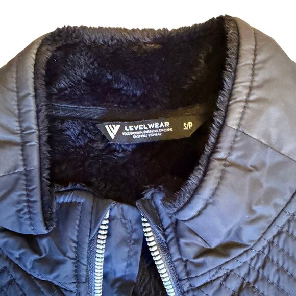 Levelwear Vest Women's Black Full zip Quilted Secure Pockets Plush Lining, Small - Picture 2 of 6